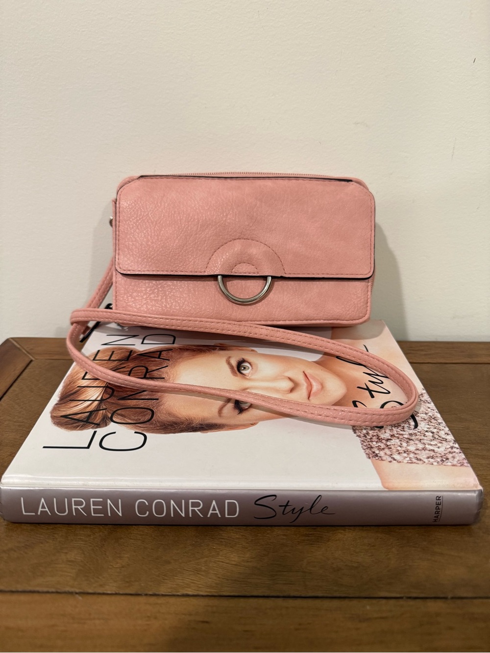Bueno Pink Crossbody Wallet